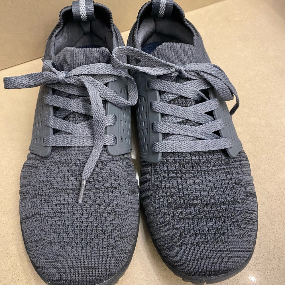Whitin wide toe box shoes